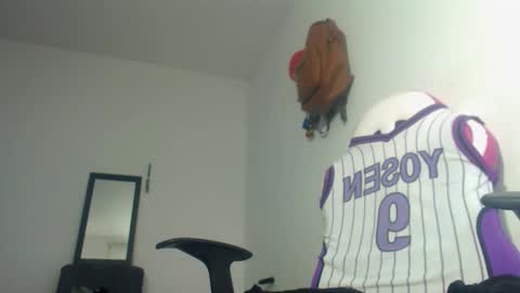 miguel online show from December 19, 11:17 am