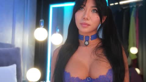 Snapshot of ami_katana chatting on October 7, 1:51 pm Ami online show from October 7, 1:51 pm