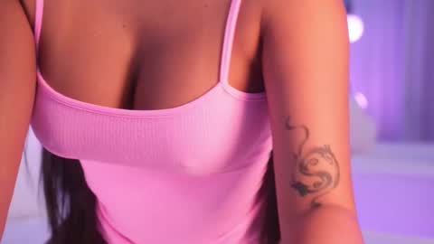 Ami online show from February 22, 7:05 pm