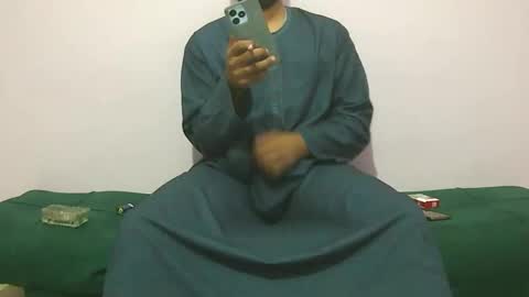 Snapshot of amir_elaraby chatting on October 2, 7:45 pm Amir online show from October 2, 7:45 pm