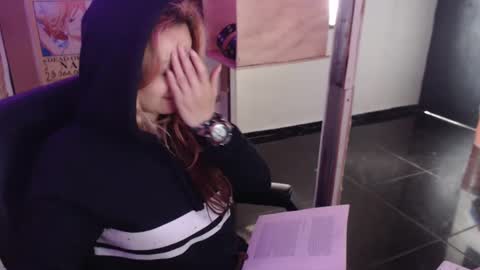 Paula D online show from February 27, 2:54 pm