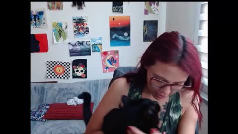 yisel online show from February 9, 4:40 pm