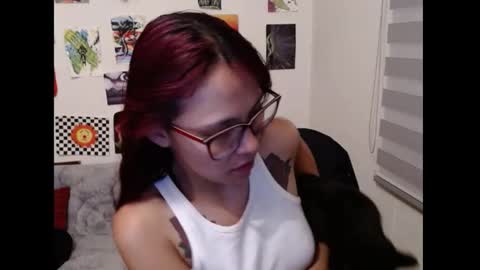 yisel online show from March 5, 2:25 am