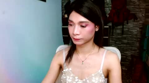 Tina online show from July 7, 4:00 pm