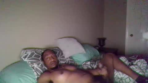 amosbbc109764 online show from January 17, 9:39 pm