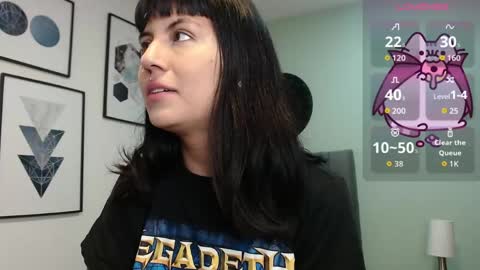 Amy 3 online show from April 16, 4:45 am