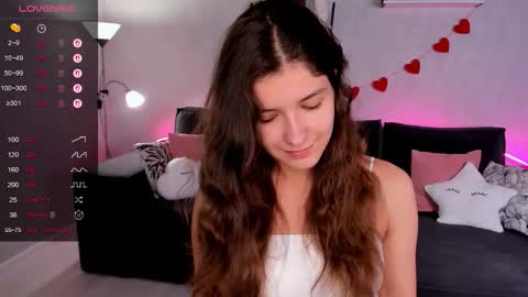 Amy online show from October 6, 8:54 am