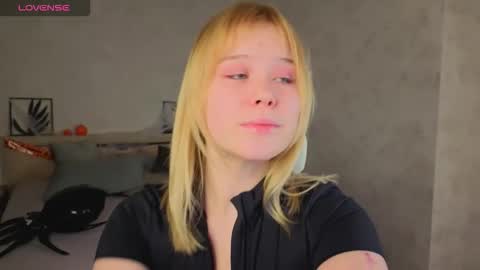 Amy online show from October 23, 1:29 am