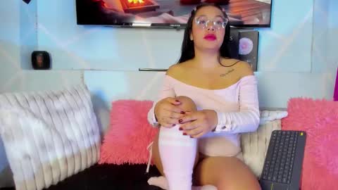 Emy Noa  online show from March 15, 1:32 am