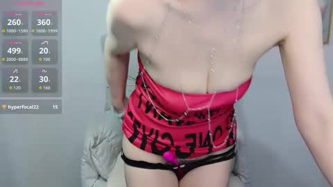 Olivia online show from April 10, 1:49 pm