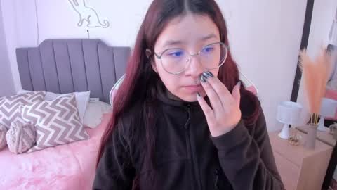 Amy sophia 3 online show from April 12, 12:42 pm