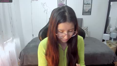 Amy sophia 3 online show from October 6, 12:56 pm