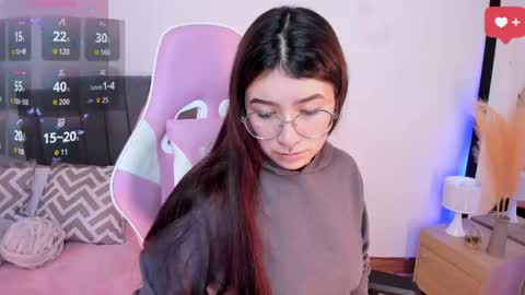 Amy sophia 3 online show from April 27, 1:52 pm