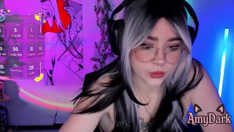 Amy online show from March 22, 10:03 pm