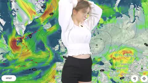 Snapshot of amylanee chatting on October 23, 8:27 am amylanee online show from October 23, 8:27 am