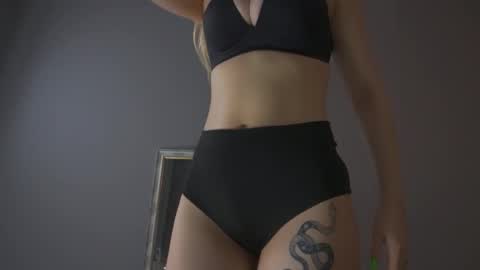 amylanee online show from November 28, 10:00 am