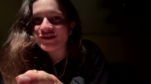 an_e333 online show from October 6, 8:43 am