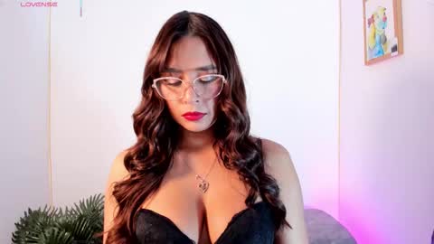 Ana online show from February 24, 9:40 pm