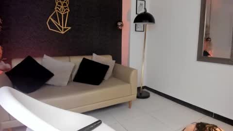  Ana  online show from March 8, 9:17 am