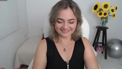 Snapshot of ana_hotmilf chatting on September 8, 11:15 pm  Ana  online show from September 8, 11:15 pm
