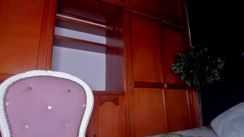 Anahi online show from December 16, 3:14 am