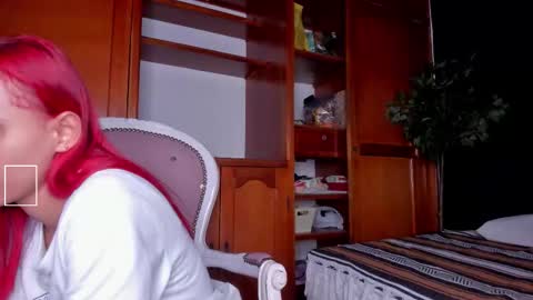 Anahi online show from March 18, 2:06 am