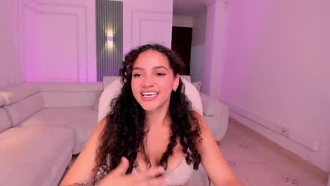 Anahi Curlie online show from May 31, 6:09 pm