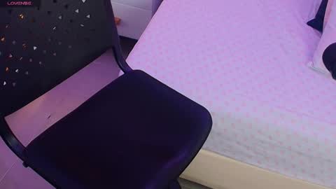 Anahi  online show from March 10, 6:56 pm