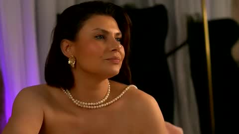 Anais online show from March 10, 8:17 am