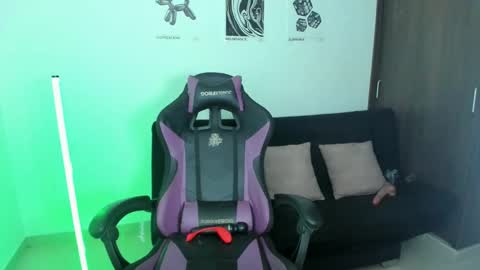      help me to get 100 thumps up  online show from February 19, 5:16 am