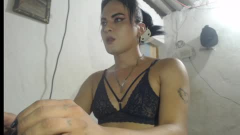 Analia smith online show from May 16, 1:46 am