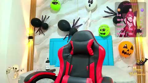 A N A P A U L A online show from November 6, 12:24 am