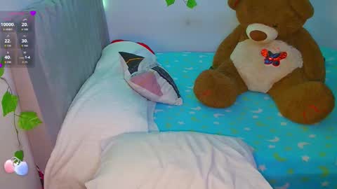 Ana online show from March 8, 9:41 pm