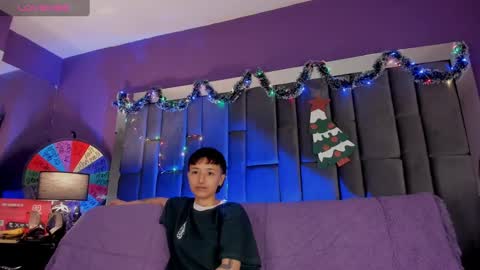   online show from December 6, 1:49 pm