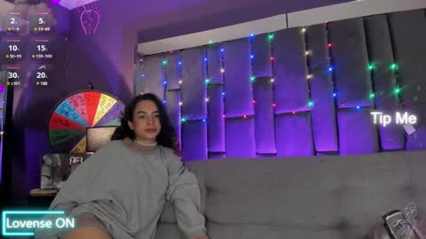   online show from January 2, 8:02 pm