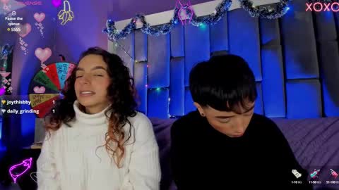   online show from December 3, 4:44 pm