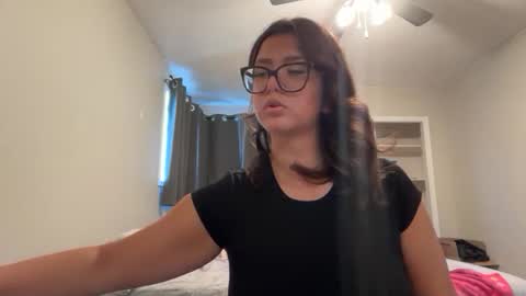 anditspinkxo online show from July 23, 7:55 pm