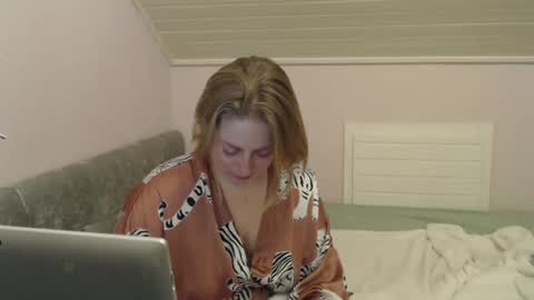 Andorphin online show from February 26, 7:45 am