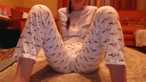 Andra online show from June 28, 5:31 pm
