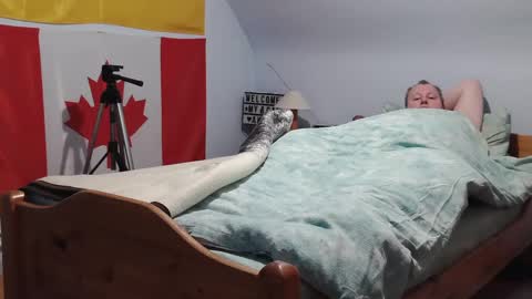 Snapshot of andre124231 chatting on January 4, 2:03 am Andre online show from January 4, 2:03 am