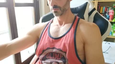 andrea_feetlover online show from June 18, 9:14 am