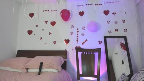 Snapshot of andrea_guz chatting on March 8, 1:06 am ANDREA IM INDEPENDENT MODEL online show from March 8, 1:06 am