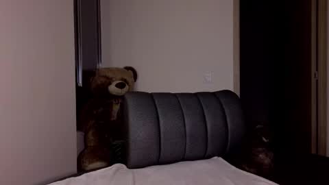    online show from November 27, 4:20 am