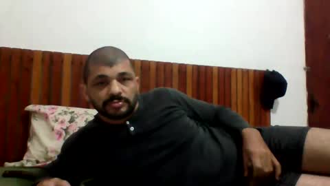 Snapshot of andreloko123 chatting on September 25, 2:29 am andreloko123 online show from September 25, 2:29 am