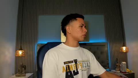 IM ANDRES online show from May 5, 3:24 am