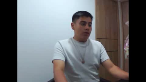 Andres Rivera online show from March 4, 3:14 am