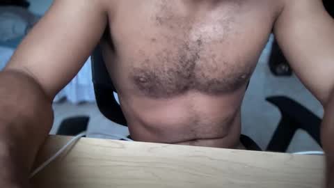 Snapshot of andres_vargas_ chatting on October 21, 10:24 pm Andres online show from October 21, 10:24 pm