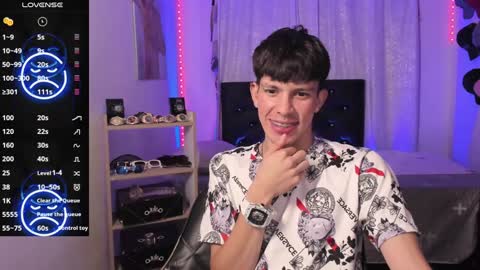 andrew_angels online show from December 19, 9:07 am