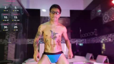 andrew_haalls online show from February 13, 12:36 am