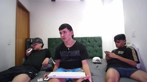 andrew restrepo online show from September 26, 12:51 am